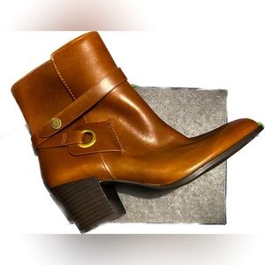Anne Klein booties